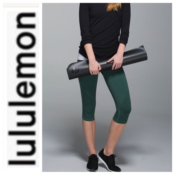 LULULEMON IN THE FLOW CROP II LEGGINGS IN HEATHERED FOREST GREEN SIZE 4 - Picture 2 of 15